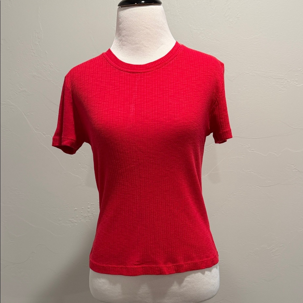 New, without tags, ladies red top